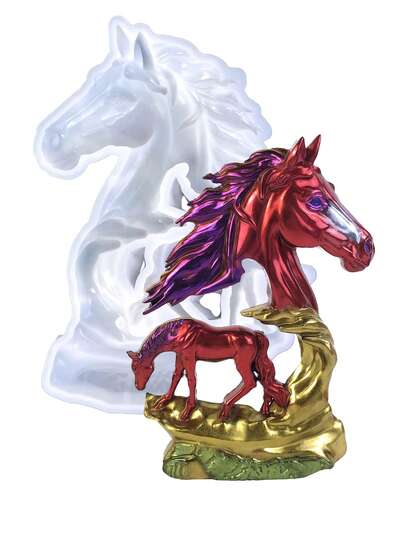 1个3D立体马形硅胶模具，两种尺寸可选，适用于制作蜡烛、手工皂、香薰蜡烛、树脂工艺品和DIY项目 | 可重复使用的不粘硅胶模具，非常适合手工爱好者和礼品制作。适用于万圣节、圣诞节和感恩节。