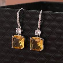 Elegant Geometric Square Pendant Earrings, Suitable For Women Brides Wedding Jewelry - Yellow - View 3