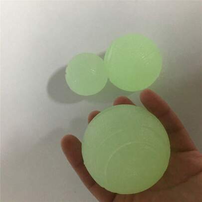 Pelota de goma con forma de corazón que brilla en la oscuridad - Juguete duradero y resistente a masticar, apto para todas las razas de perros - Juego interactivo, beneficioso para la salud dental Pelota con rayas que brilla