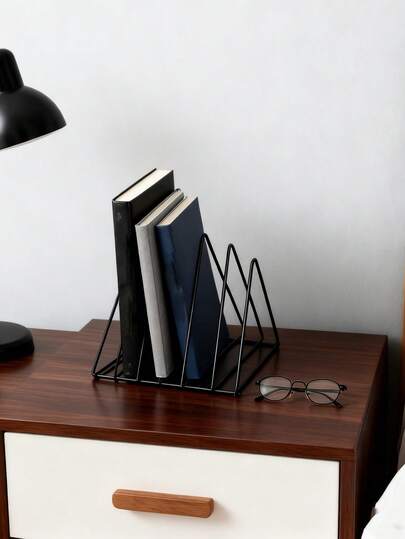 1ชิ้น ชั้นวางนิตยสารเหล็กสามเหลี่ยมอเนกประสงค์, ชั้นวางหนังสือ, ชั้นวางแผ่นเสียง, ชั้นเก็บของบนเดสก์ท็อป, เหมาะสำหรับตกแต่งบ้าน