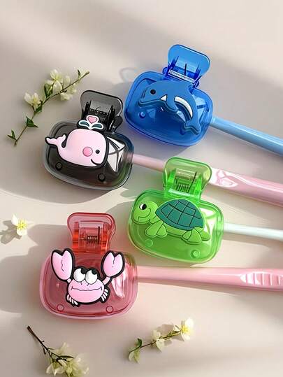 2个装动物造型便携式牙刷套，可爱动物图案，透明白和透明红配色，旅行牙刷收纳盒，便携式牙刷头保护夹，牙刷收纳夹，牙刷保护套，保护牙刷头，便携设计方便携带，防尘牙刷头套，旅行必备，送给爱人、朋友、家人、老师、旅行爱好者的最佳礼物，居家、宿舍必备。