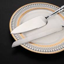 Heart-Shaped Stainless Steel Romantic Embossed Wedding Heart Shape Antique Cake Knife And Server Set - View 4