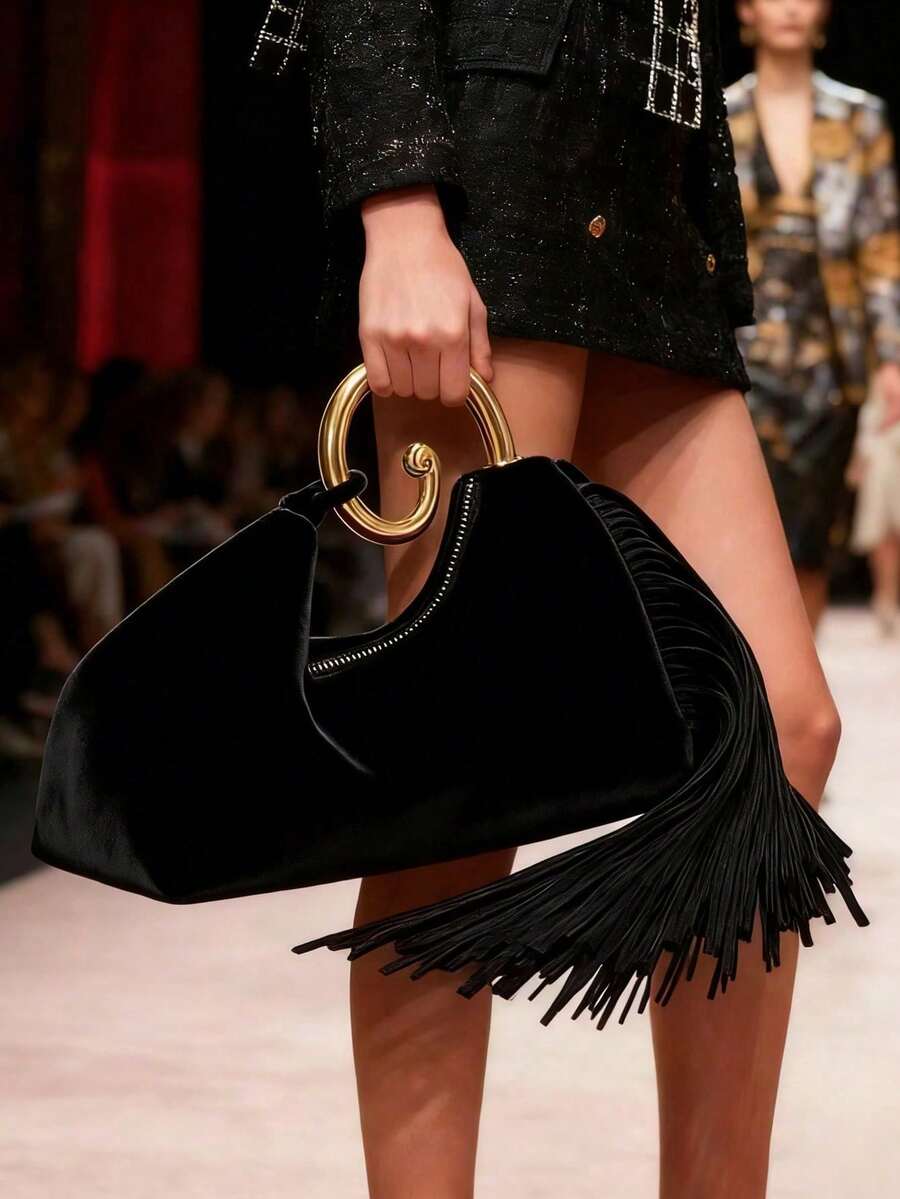Túi xách nhung màu đỏ tía thời trang dành cho nữ, có tua rua và móc xoắn ốc màu vàng, rất phù hợp để tham dự các buổi tiệc tối và các sự kiện xã giao. - màu đen - Xem 1