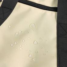 圆筒形尼龙旅行包，带肩带，适合健身和旅行 - 彩色 - 查看 1