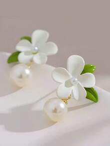 1对清新白色栀子花耳环，法式优雅仿珍珠吊坠耳环，女士款 - 白色 - 查看 2