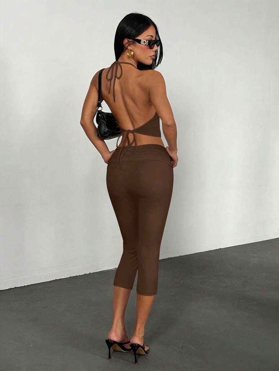 AITYI Studio 女士套装，修身休闲纯色吊带露背设计，时尚性感修身，Y2K 街头风通勤居家百搭，适合海滩派对、乡村度假等场合，也适合毕业典礼、狂欢节、复活节、音乐节等夏季穿着。吊带背心搭配七分裤针织两件套。 - 棕色 - 查看 1