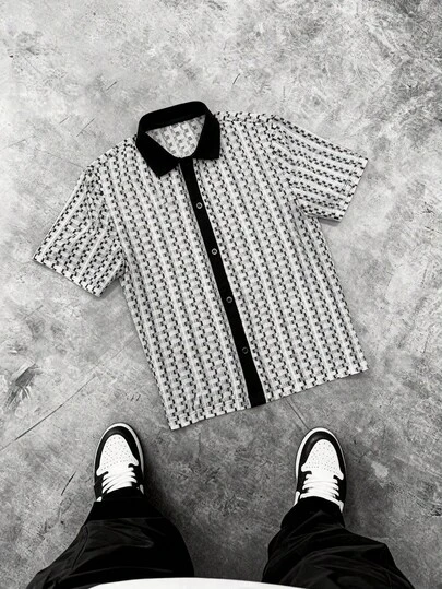 Men's Geometric Striped Contrast Color Hollow-Out Knitted Jacquard Fabric Casual Vacation Summer Short Sleeve Shirt