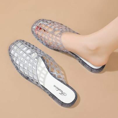 2026新款女士镂空拖鞋，PVC材质，软底防滑，透气舒适，室内外皆宜。