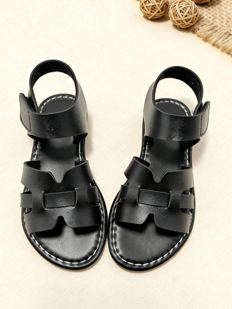 1双儿童黑色凉鞋，时尚儿童平底凉鞋，软底防滑耐磨，设计时尚，男女童通用，适合宴会、聚会、派对、婚礼、度假等场合。 - 黑色 - 查看 1