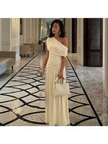 Women's Clothing 2026 Summer New Fashion Sexy Slanted Collar Pleated Irregular Solid Color Dress - 杏色 - 查看 4