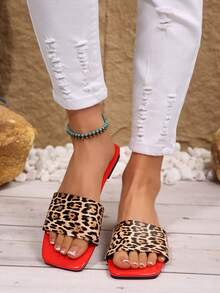 Women's Leopard Print Slip-On Comfortable Casual Fashion Red Flat Sandals, Lightweight Slippers For Summer - Leopard - View 4