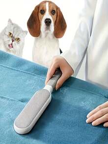 This Reusable Pet Hair Remover Combines A Double-Sided Pet Hair Cleaning Brush, A Handheld Static Brush, A Sofa Cleaning Brush, And A Lint Roller. Designed With An Ergonomic Handle And Double-Sided Brush Head, It Is Suitable For Cleaning Clothes, Sofas, Furniture, Bedding, Carpets, Cushions, And Pet Hair. - Multicolor - View 9