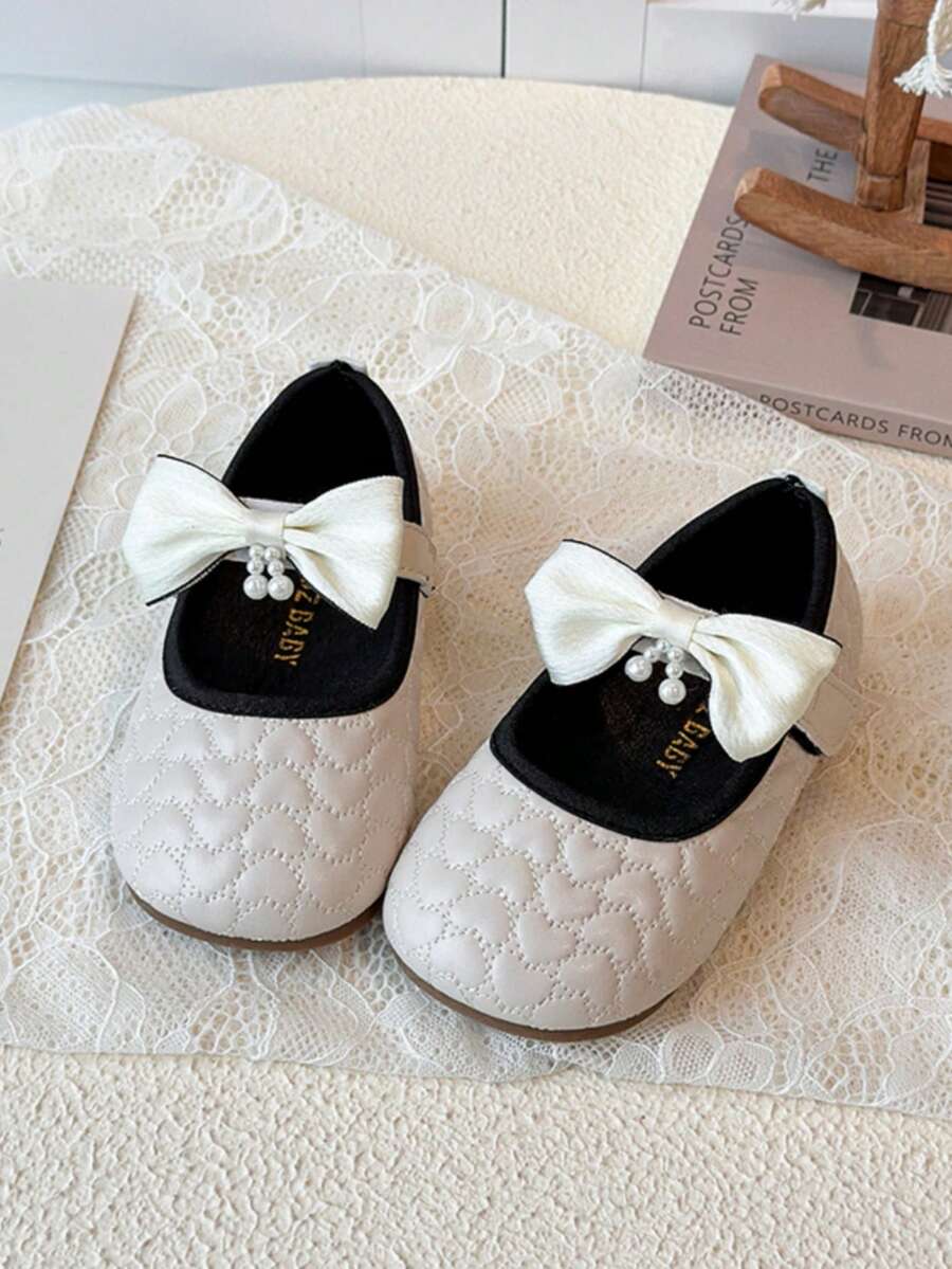 Infant Cute Bow Flat Shoes, Easy On/Off Hook And Loop Princess Shoes - White - View 1