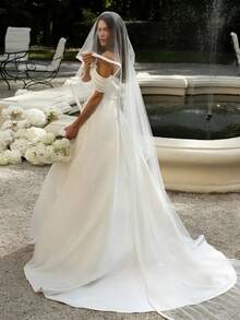 Classic Simple Off Shoulder Pleat A Line Satin Formal Wedding Dress,Registry Office Dresses Engagement Bridal Gown,Evening Party Dress Birthday Party Dress Country Wedding,Romantic Church Ceremony Wedding Dress,Suitable For Wedding,Dating,Party,Singles' Party,Vacation,Formal Occasions,Dinner Dress,Prom Dress,Homecoming Dess,Cocktail Party,Wedding Guest Dress,Graduation - 白色 - 查看 2