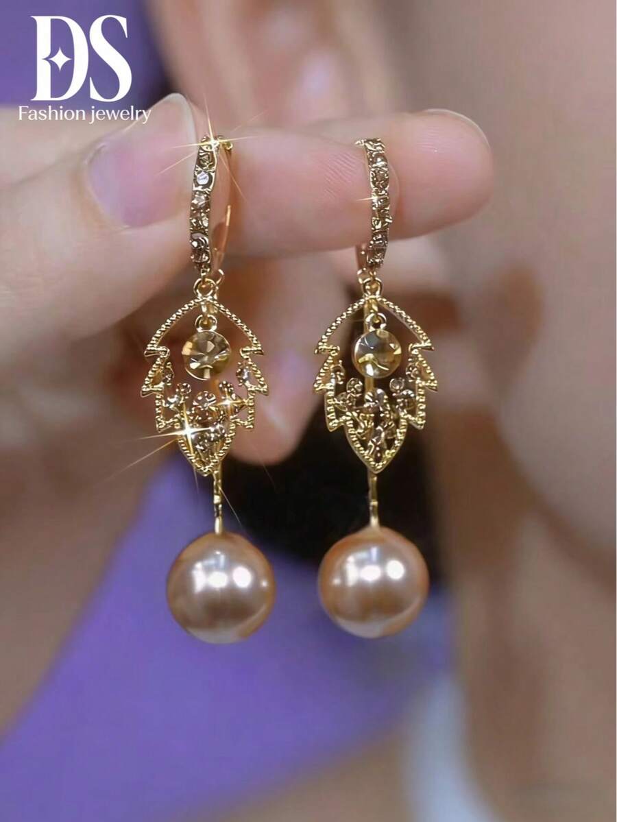 1 Đôi bông tai vòng hình lá đính đá Cubic Zirconia lấp lánh sang trọng, kiểu dáng thanh lịch, quyến rũ dành cho nữ. - Bông tai hình lá ngọc trai - Xem 1