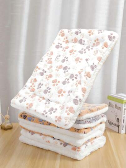 1pc Coral Fleece Thickened Warm Pet Pad With Paw Print, Suitable For Medium/Small Cats & Dogs, 4-Season Pet Bed Mat, Plush Pet Cushion, Warm Dog Bed Mat For Winter