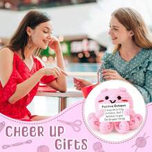 手工制作的粉色章鱼羊毛针织品，附赠一张励志留言卡，是一份鼓励人心的礼物，适合送给女性、男性、男朋友、女朋友、妻子或丈夫。 - 彩色 - 查看 4