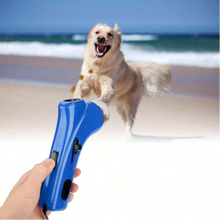 1pc Interactive Cat Treat Launcher - A Fun Handheld Feeding Toy For Cats And Small Dogs, Green And White Color With Transparent Food Storage Container. Suitable For Training, Playing And Carrying Outdoors. Cat Toy