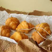 9厘米/3.54英寸手工大豆蜡面包造型香氛蜡烛，适用于情人节、家居装饰、派对、餐桌装饰、节日礼物、晚餐、宴会/派对、放松/冥想、氛围照明、女士礼物、情人节礼物。注意：由于光线和显示器差异，实际产品和包装可能存在轻微色差。 - 多色 - 查看 4