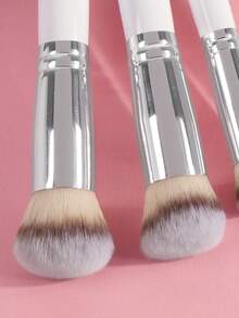 MAANGE 4支装柔软亲肤专业化妆刷套装，包含粉底刷、腮红刷、遮瑕刷、修容刷、鼻刷、散粉刷、细节刷、面部刷，采用天然合成纤维制成，舒适耐用，适用于液体、膏状或粉状化妆品，是女性、妈妈、妻子、姐妹、少女日常化妆的理想之选。 - 彩色 - 查看 5