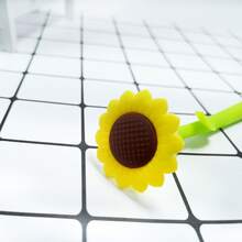 Lovely Sunflower Shaped Ballpoint Pen, A Great Gift Choice For Family, Friends, Colleagues, And Students As Holiday Gifts Or Learning Rewards - Sunflower Ballpoint Pen - View 4