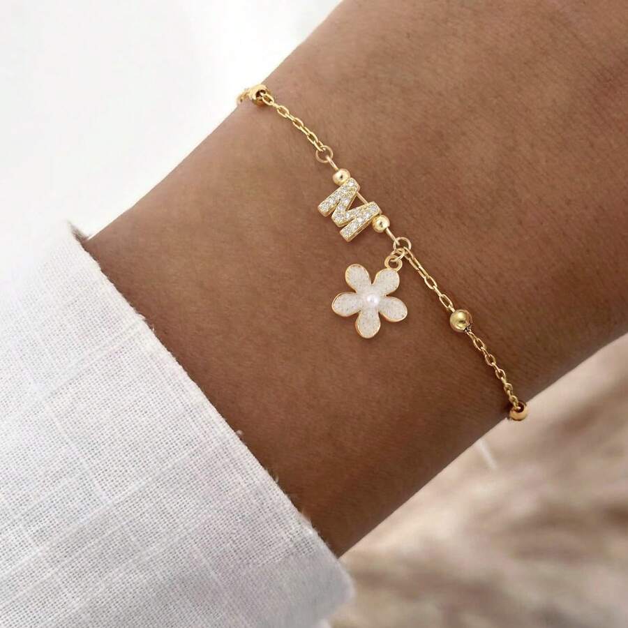 1件简约时尚仿珍珠花朵字母吊坠金色不锈钢珠链手链，女士款 - 金黃色 - 查看 1