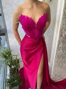 Gowns Woman Formal Elegant Ball Gown Dresses Prom Dresses For High School Strapless Feather Decor High Slit Maxi Dress, Satin Textured Waist Train Gown Dress, Perfect For Wedding, Gala & Party Feather Decor Strapless High Slit Maxi Dress, Satin Fitted Waist Train Gown Dress, Perfect For Wedding, Formal Evening & Party - Màu Hồng Tươi - Xem 1
