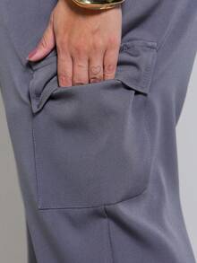 Plus Size Wide-Leg High-Waisted Pants With Cargo Pockets. - Grey - View 3