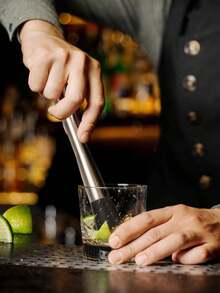 不锈钢鸡尾酒捣棒，专为调酒师设计，具备搅拌和研磨功能，采用优质不锈钢制成，经久耐用且易于清洁。 - 查看 6