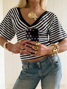 New Fashionable Striped V-Neck T-Shirt, Contrast Color Striped Knitted Fabric, Casual Tee For Spring/Summer - Black and White - View 3