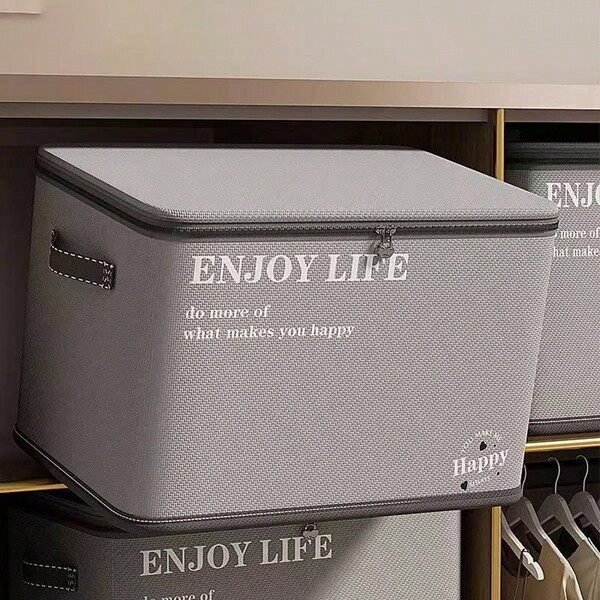 1 ชิ้น กล่องเก็บของกันน้ำสีเทาความจุขนาดใหญ่ (50 ลิตร/80 ลิตร/150 ลิตร), กันกลิ่น, เหมาะสำหรับเก็บเสื้อผ้า, ของเล่น, ขนม และของใช้ในครัวเรือนอื่นๆ ใช้สำหรับตกแต่งห้อง, ตกแต่งบ้าน, ตกแต่งห้องนอน สามารถเก็บชุดเดรส, กางเกง, รองเท้า, กางเกงยีนส์, รองเท้าบูท, กระโปรง, ของใช้ในห้องนอน, กล่องเก็บของ, ที่เก็บของใช้ในครัวเรือน, เสื้อยืดสีขาว, กางเกงสีดำ, เสื้อผ้าฤดูหนาวของผู้หญิง, ชุดเดรส