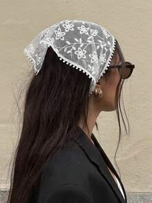 1pc Y2K White Knitted Floral Lace Embroidered Triangle Scarf Fashion Bandanas For Women , Hairband. Fashion Hair Accessories,Summer Headband - Multicolor - View 1