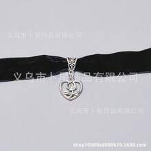 1PC New Fashionable Gothic Rose Flower Velvet Collar With Heart-Shaped Pendant Red And Black Necklace - 黑色 - 查看 1