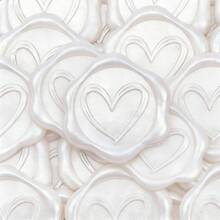 30张心形自粘蜡封贴纸，适用于礼品、婚礼请柬、信封、情人节/婚礼礼物 - 珍珠白 - 30個 愛心 - 查看 2