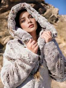 FHILLINUO 1pc Ombre Fluffy Pocket Women Fluffy Coat, Suitable For Holiday, Daily, Travel, Tea Party, Airport, Autumn/Winter, Personalized Elegant Elegant Hooded Mid-Length Artificial Fur Coat - Multicolor - View 3
