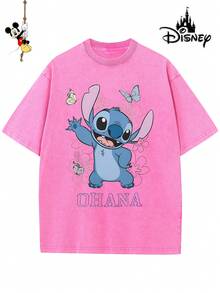 Camiseta de algodón para hombre con licencia Disney para las fiestas familiares de 2026. Con estampado de Stitch, cuello redondo lavado, tacto suave y cómodo, fácil de cuidar y perfecta para diversas ocasiones, como vacaciones, el día a día y los desplazamientos, llena de espíritu festivo. - Rosa Fucsia - Ver 1
