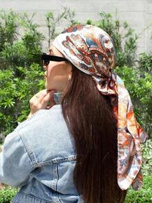 1PC Women's Red & White Paisley Printed Bandana, 90CM Large Satin Square Scarf, Silk-Feel Hair Wrap, Stylish Headscarf For Women, Elegant Hair Accessory For Casual & Formal Wear - 淺褐色的 - 查看 13
