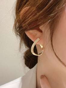 1 Pair Gold U-Shaped Hoop Earrings With Double Row Cubic Zirconia, Modern Geometric Minimalist Earrings, Suitable For Office, Business And Evening Occasions, Ideal Gift Choice - Gold - View 2