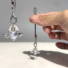 锆石心形飞翼手机防尘塞 - 配有手机挂绳，造型百变 | 寓意自由翱翔的美好愿望 | 兼容 /Type-C 充电接口 | 圣诞礼物 | 新年礼物 | 手机挂饰 - 彩色 - 查看 6