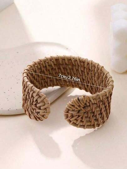 1pc Exaggerated Handmade Rattan Bangle With Stripe Effect, Large & Lightweight, Versatile Design Suitable For Women Holiday, Party And Daily Wear