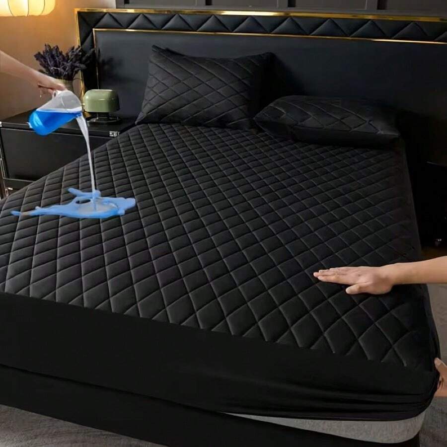 Capa Protetor De Colchão 100% Impermeavel Matelado Com Elastico - Preto - Visão 1