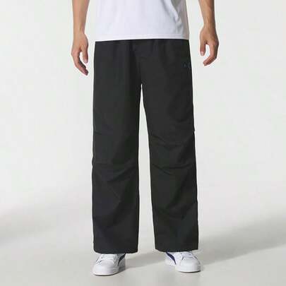 Puma Quần thể thao ngoài trời Casual Outdoorist WV, Quần chạy bộ ngắn dành cho nam, chất liệu dệt kim, mã sản phẩm 636313-01