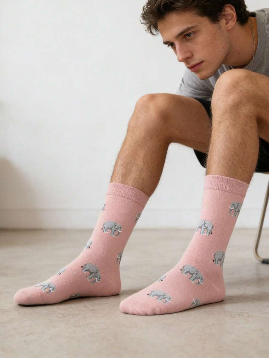 1双男士粉色底灰色大象图案中筒袜，适合日常穿着，四季皆宜。 - 彩色 - 查看 1