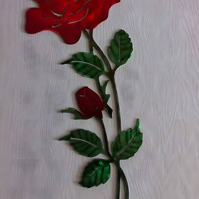 优雅的亚克力玫瑰墙饰，盛开的花朵悬挂于家居、办公室和户外空间的墙壁上