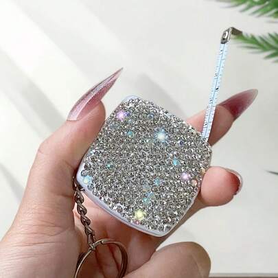 1 قطعة شريط قياس ناعم قابل للسحب مزين بالراين ستون، مناسب لفقدان الوزن والقياسات الطبية للجسم والخياطة والتفصيل، بطول 1.5 متر/60 بوصة، لوازم مكتبية ودراسية، عودة إلى المدرسة، حفلات الزفاف وأعياد الميلاد والهدايا العيدية، ديكور يدوي جميل