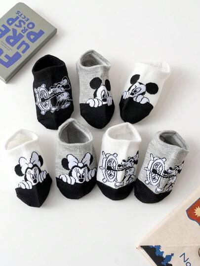 Disney 1/5/10双装儿童/男童/女童薄款短袜，黑/白/灰三色可选，饰有可爱卡通图案，时尚柔软，透气吸湿，适合休闲、运动、旅行、日常穿着。颜色和款式随机发货。