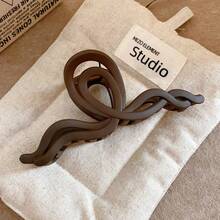 1个哑光纹理交叉波浪发爪夹 - 咖色 - 查看 3