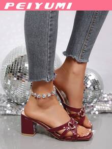 PEIYUMI 女士时尚高跟凉鞋，方头设计，竹节结金属搭扣装饰，简约优雅，厚实柔软的优质PU皮革，舒适休闲，适合派对、海滩、通勤等场合，波西米亚风格 - 酒紅色 - 查看 8