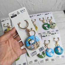 SNOOPY 1pc Keychain, Classic Peanuts Comic Peripheral, And Cute. Round Shape And Cute Texture, It Is Both A Keychain And An Exquisite Badge, Versatile. Versatile Style, Suitable For Various Scenarios Such As Student Backpacks, Carry On Bags, Car Keys, Etc., Easily Adding Points To Daily Dressing - Multicolor - View 1