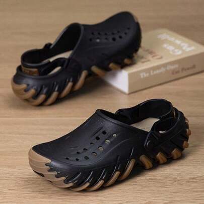 Crocs Dép lê/sandal unisex, kiểu clog Bobotanical, dép lê/sandal nhẹ, thoải mái, thích hợp cho hoạt động ngoài trời 211675-001